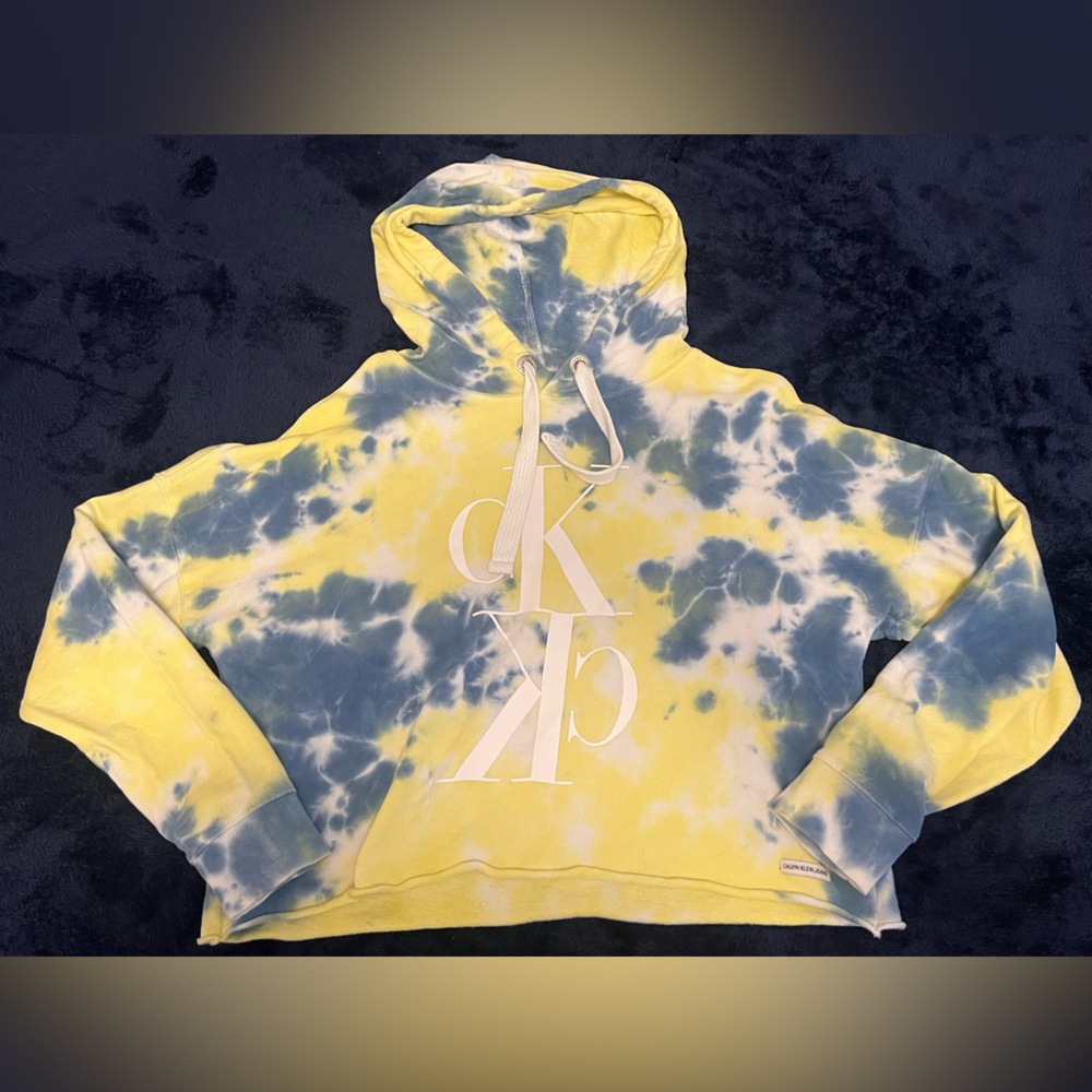 Calvin Klein Jeans Yellow and Blue Crop Tie-Dye Sweatshirt